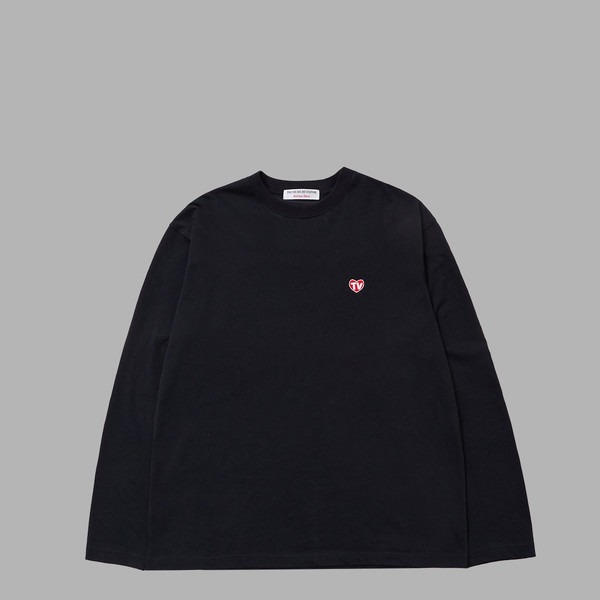 ◆THE MUSEUM VISITOR◆ TV HEART LOGO LONG SLEEVE BLACK 11308 TV HEART LOGO LONG SLEEVE (BLACK) : THE MUSEUM VISITOR