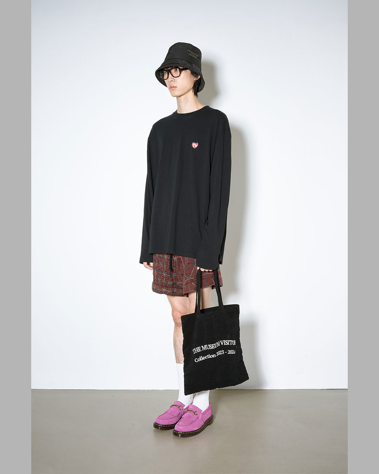 ◆THE MUSEUM VISITOR◆ TV HEART LOGO LONG SLEEVE BLACK 11308 0b350c670ba246d1ac4b92e9a1cb1f