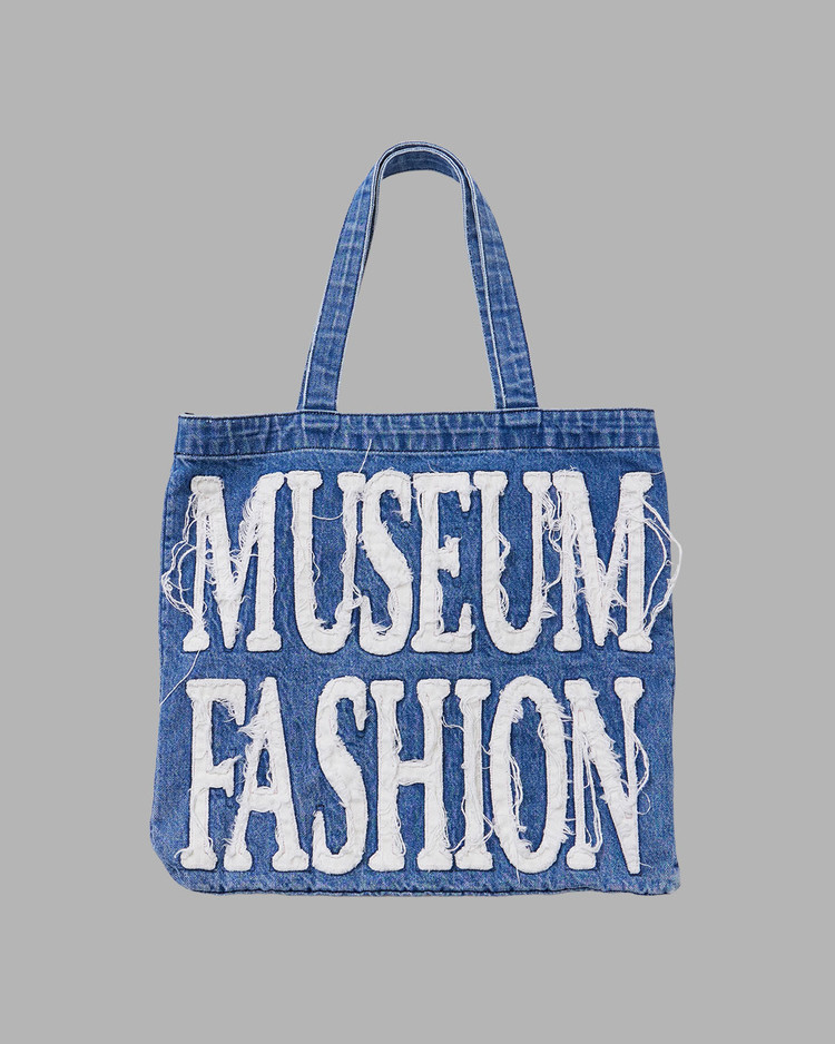 THE MUSEUM VISITOR★韓国 MUSEUM FASHION WASHED DENIM TOTEBAG MUSEUM FASHION WASHED DENIM TOTEBAG (BLUE) : THE MUSEUM VISITOR