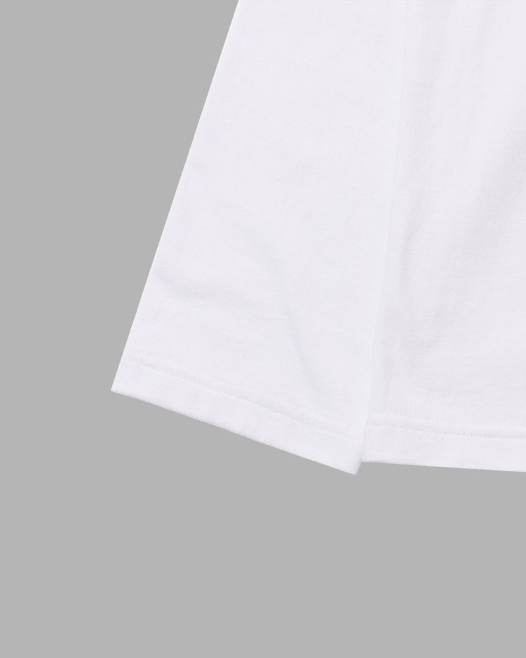 TV HEART LOGO LONG SLEEVE (WHITE) : THE MUSEUM VISITOR
