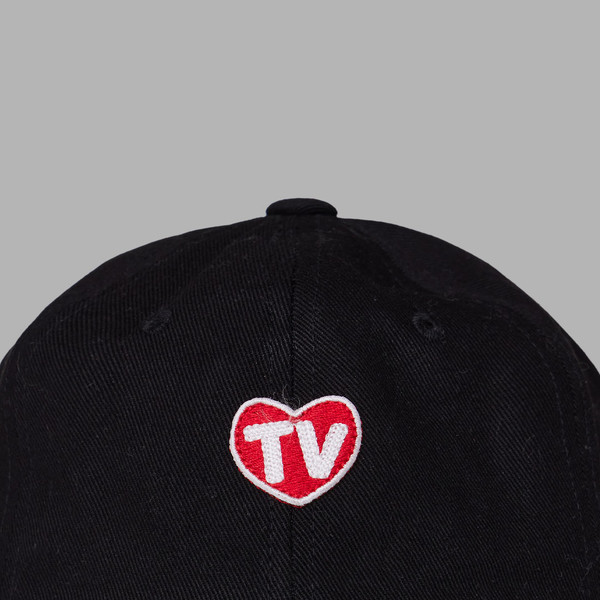 【THE MUSEUM VISITOR】TV HEART LOGO BALLCAP THE MUSEUM VISITOR】 TV HEART LOGO BALLCAP : WHITE キャップ