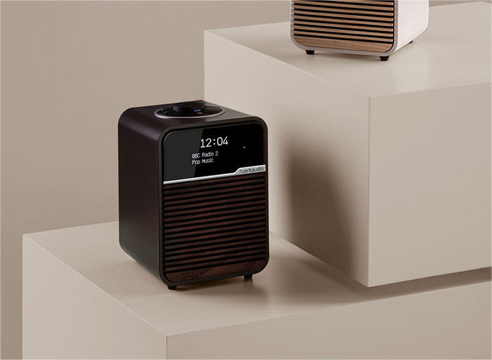 【美品/保証期間内】Ruark Audio R1 Mk4 スピーカー Ruark Audio R1 MK4 Bluetooth Radio – The Listening Room