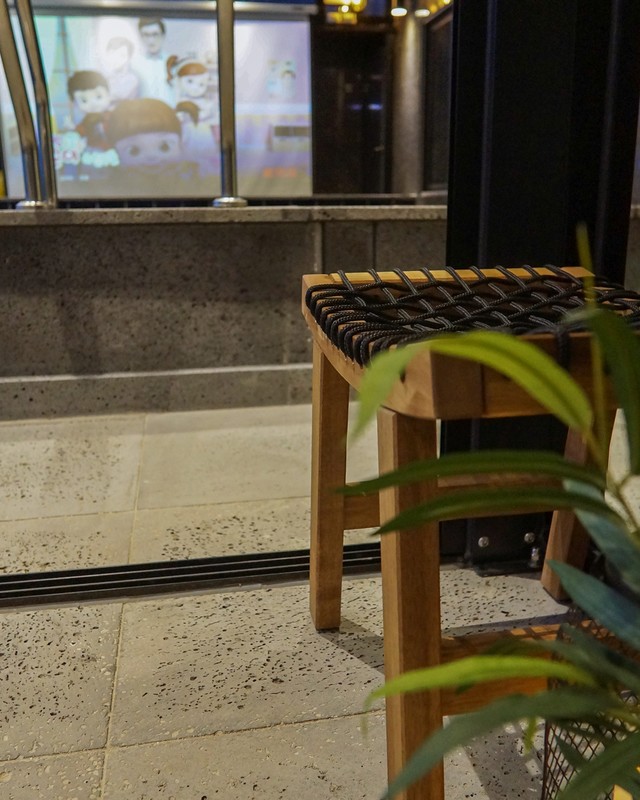 <p style="text-align:left; font-size:16px; margin-top:26px;">CINEMAPOOL<br><span style="color:#666;"></span></p>