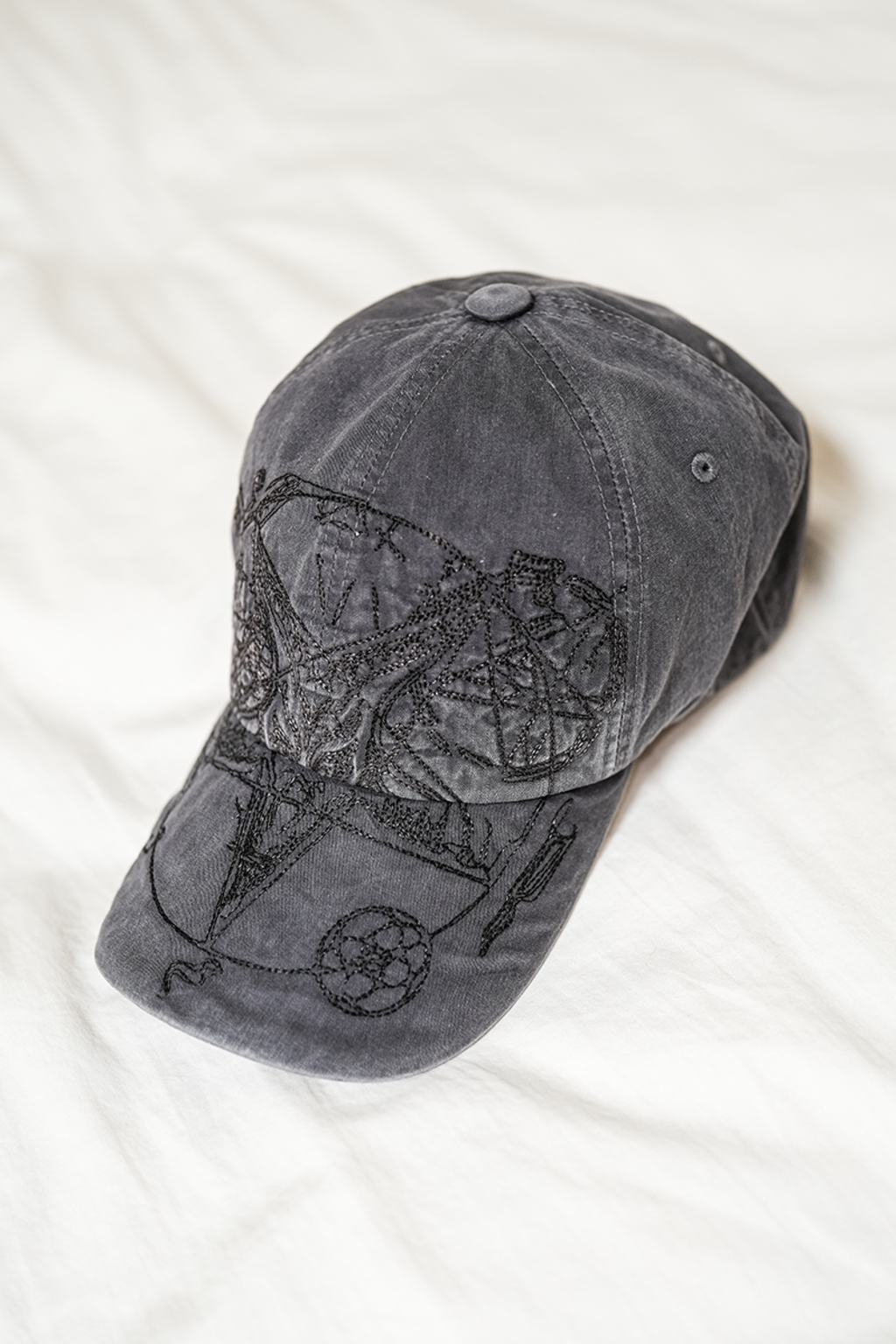 Vol.7 Washed Embroidery Cap (W/ EMO) : konicsection Vol.7 Washed Embroidery Cap (W/ EMO) : konicsection