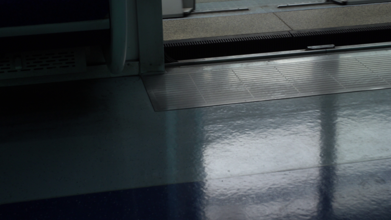Seoul Subway Line 1, it was where my first adventure occurred.