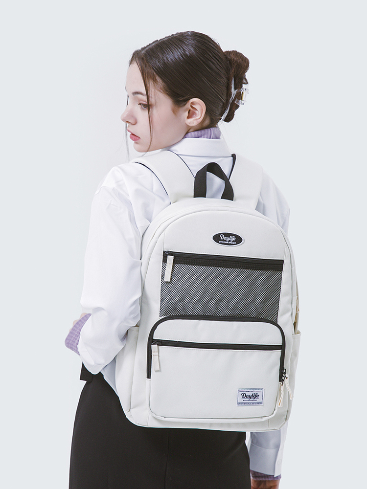 DAYLIFE LAYER BACKPACK (IVORY) : DAYLIFE - Inspired by the scenes