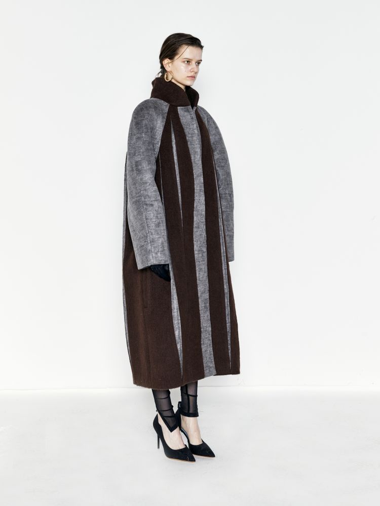 Raglan Sleeve Slashed Tucking Coat (2023 F/W NewYork Collection