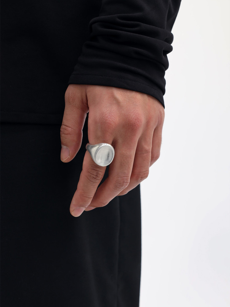 Men's saucer ring : Studio HAE 스튜디오 해