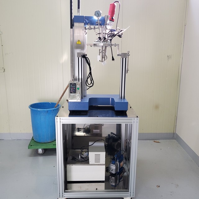 Resin Mixing Equipment
