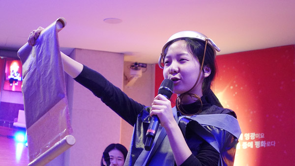 <h6 style="line-height: 1;"><strong><span style="font-size: 18px; color: rgb(255, 255, 255);">교회소식</span></strong></h6>