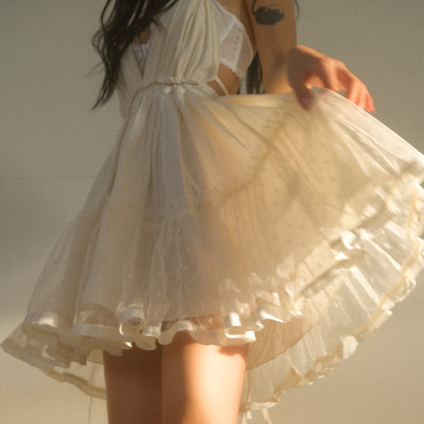 42th ] Ivory string frill one piece : SWIMCITY