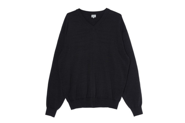 Cotton V Neck Knit (Black)</br>Price - 75,000