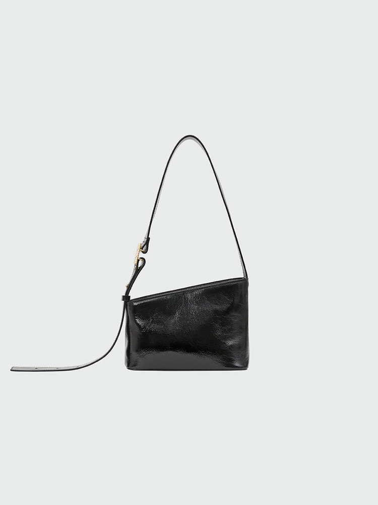 [EENK] / ☆ HALOS Small Trapezoid Shoulder Bag / Red HALOS Small Trapezoid Shoulder Bag - Red : EENK SHOP