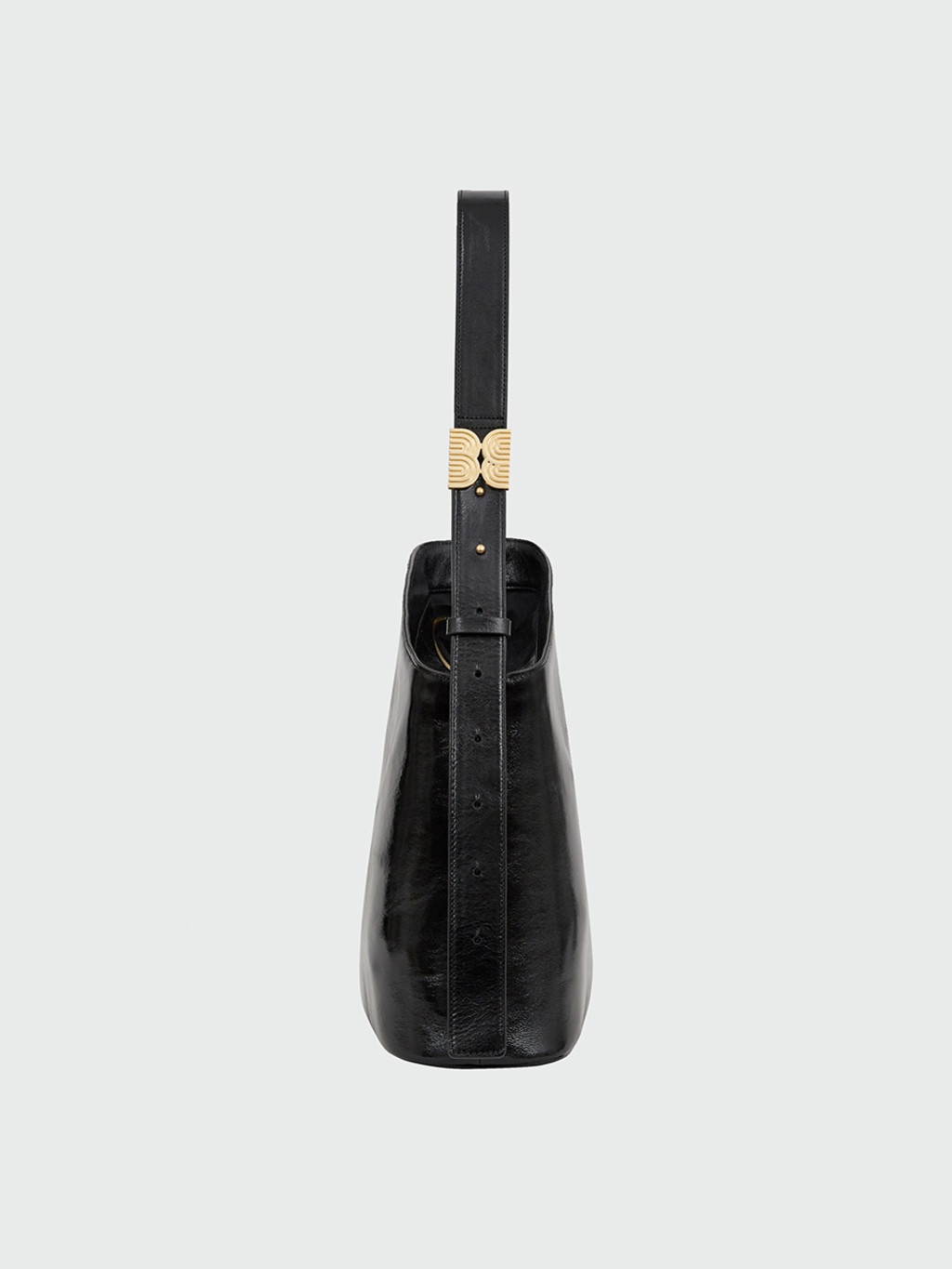 HALOG Trapezoid Shoulder Bag - Black : EENK SHOP