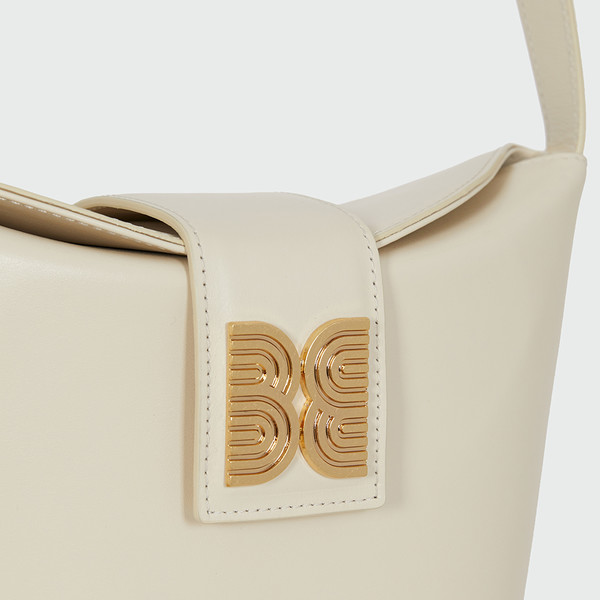 HOBART Folded Top Bucket Bag - Cream : EENK SHOP