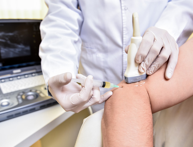 <span style="background-color: #f4f4f4;display:block;padding:14px 0;"><b>초음파 유도하 중재술</b></span>