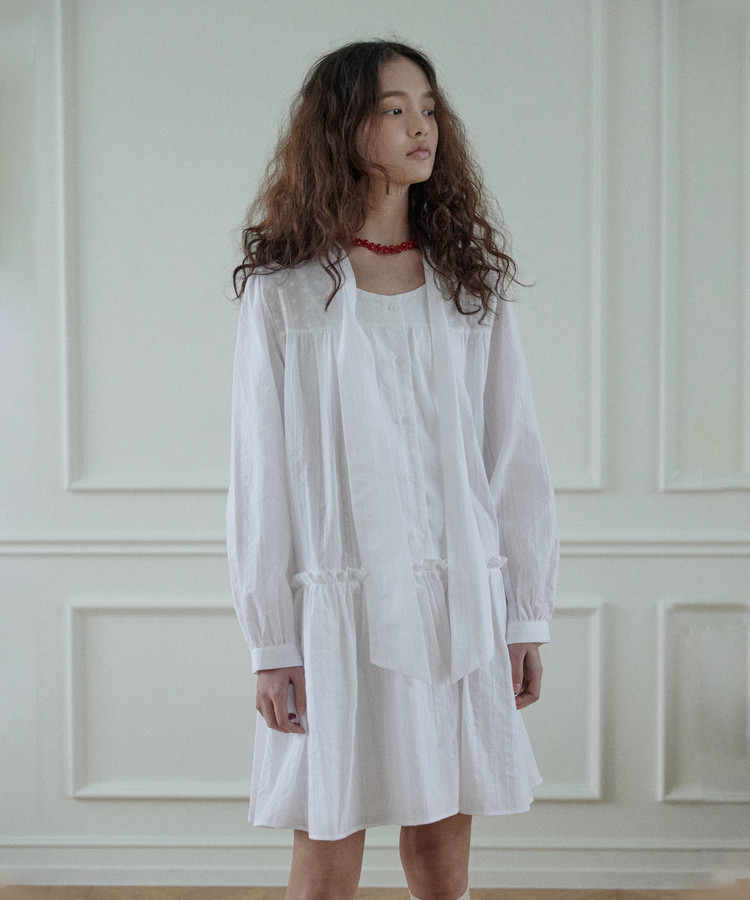 韓国商品/HOKUSPOKUS Innocent tie dress HOKUSPOKUS Innocent tie dress / Black | 브랜드 중고거래