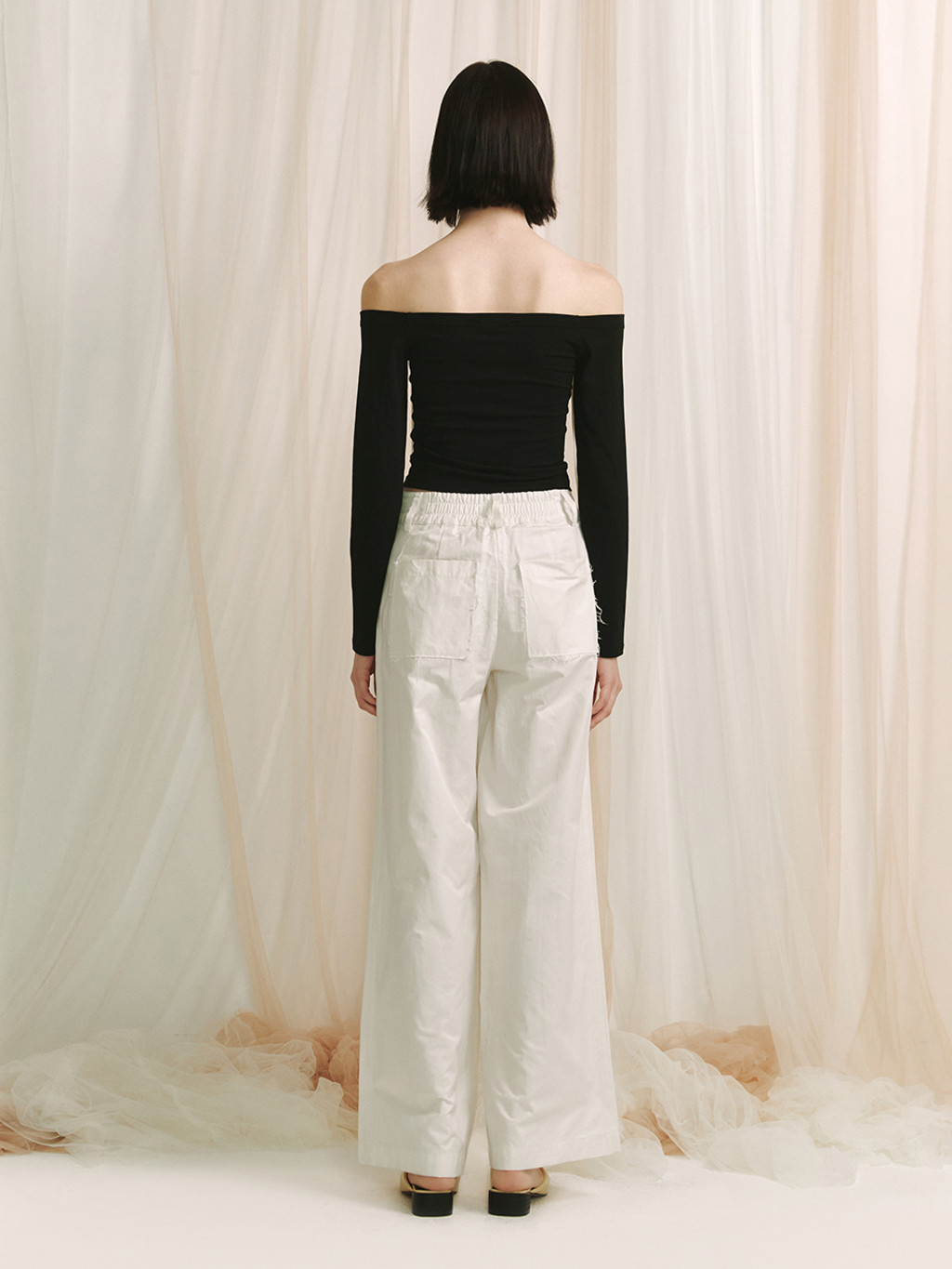MEENDERI] RIBBON OFF-SHOULDER TOP - BLACK