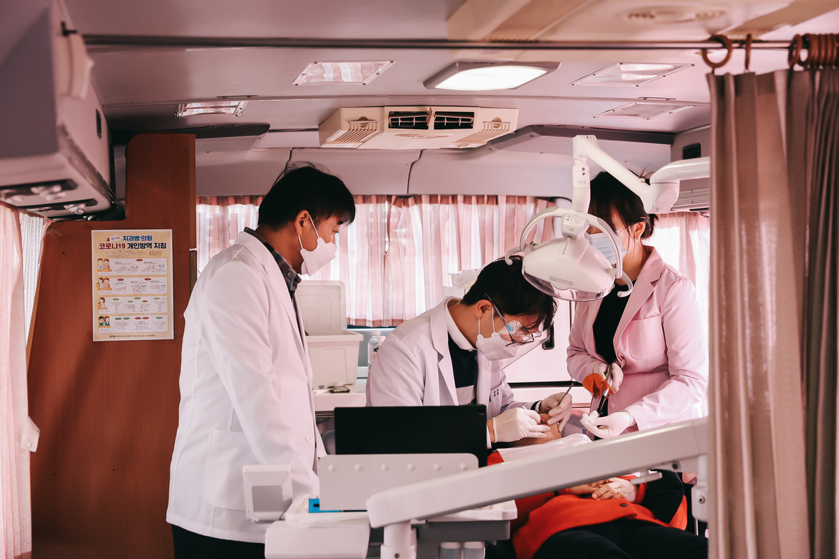 Doctor Bus on the Go: A Beacon for Medically Underserved Communities ...