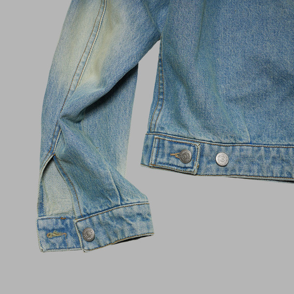 ◆THE MUSEUM VISITOR◆ HYBRID STUD DENIM JACKET WASHED BLUE HYBRID STUD DENIM JACKET (WASHED BLUE) : THE MUSEUM VISITOR