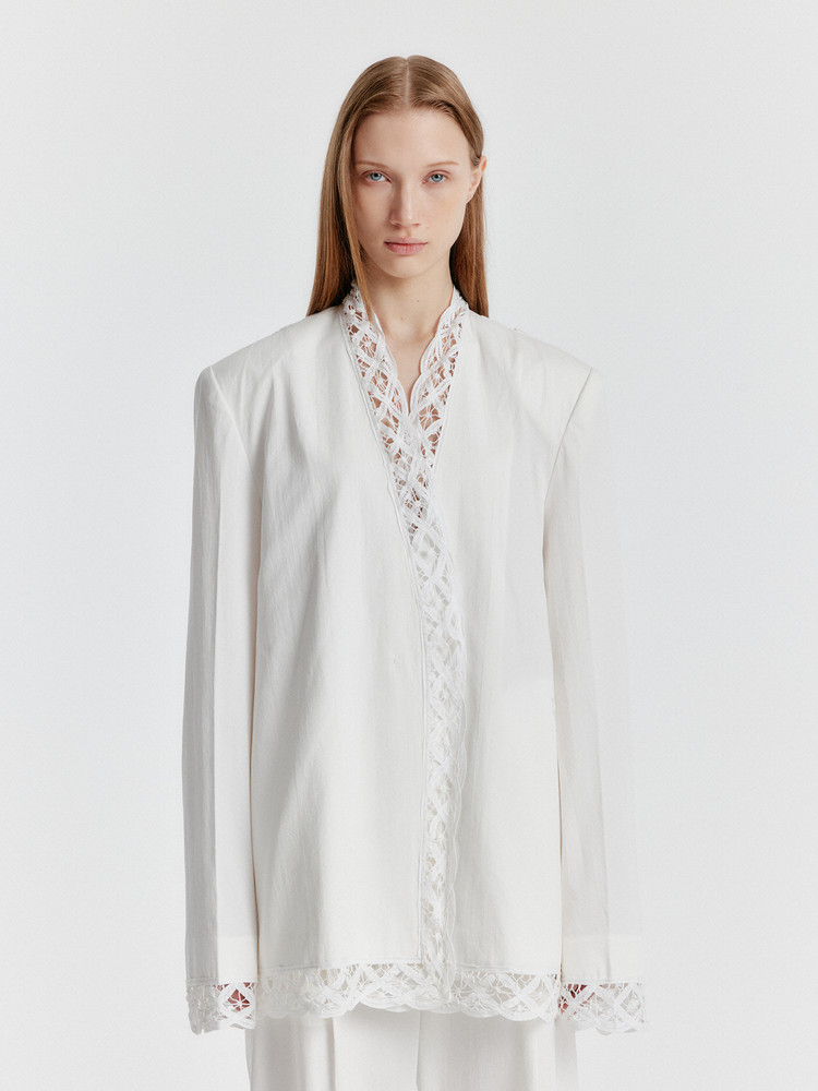 YONIKA Lace-trim Top - White : EENK