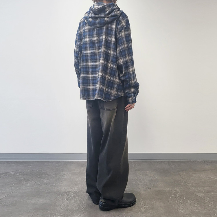 【IONSEOUL】Wake check hooded shirt 5FM0207 CHILLAX PATCH REGULAR HOODIE | Maison Kitsuné