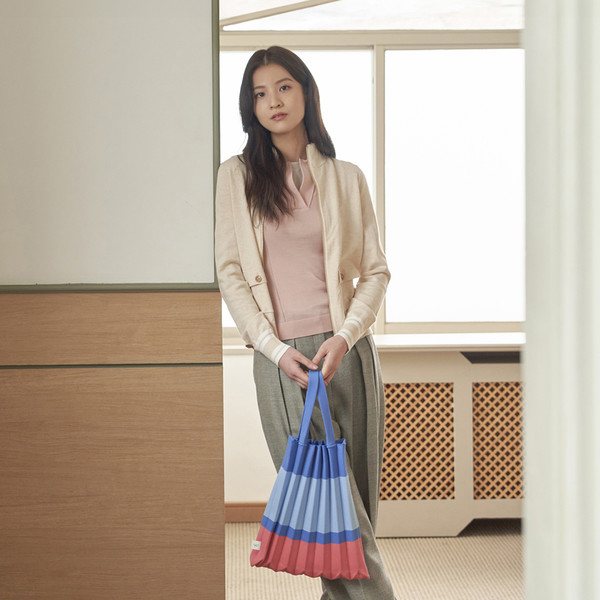◆PLEATS MAMA◆ Tote bag blue coral 5006417681 Tote Bag Blue coral : PLEATSMAMA: Sustainable Knit Pleats Bag
