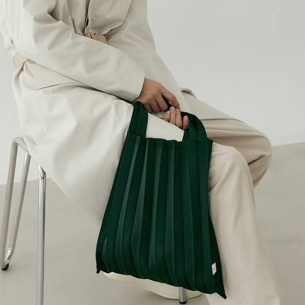 PLEATS MAMA 正規品関税込み NEW CROSS BAG DEEP GREEN 25c6a34ccb3f8.jpg
