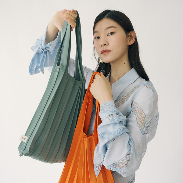 Shoulder Bag Sage : PLEATSMAMA: Sustainable Knit Pleats Bag