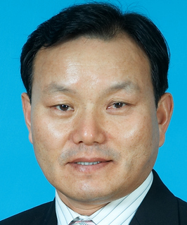 <br><h6 style="text-align: left;"><span style="color:#01b552; font-size: 25px;">이경복 장로</span></h6>  <p style="text-align: left;">예배위원장</span></p>