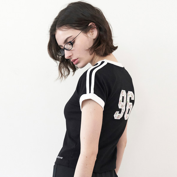 ROCKCAKE★韓国★人気★Sports 96 Lace Crop Top 3色 レース ROCKCAKE]Sports 96 Lace Crop Top/追跡付 (ROCKCAKE/Tシャツ