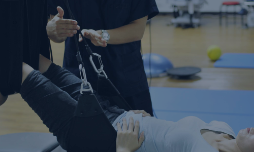 <table class="noBorder" style="width: 98%; margin-right: calc(2%);"> 	<tbody> 		<tr> 			<td style="width: 2.64%;"> 				<br> 			</td> 			<td style="width: 94.8802%;">  				<h5 style="text-align: right; line-height: 1;"><span style="color: rgb(255, 255, 255);"><span style="font-size: 12px;"> SUYEONG SMART </span></span></h5>  				<h3 style="line-height: 1.5; text-align: right;"><span style="color: rgb(255, 255, 255);"><span style='font-family: "noto sans KR" !important; line-height: 1;'><strong><span style="font-size: 34px;">메디컬 트레이닝센터</span></strong></span></span></h3>  				<p style="line-height: 1; text-align: right;"><span style="color: rgb(255, 255, 255);"><span style="line-height: 1; font-size: 18px;">수술 후 집중 재활프로그램, 도수치료 </span></span></p> 				<div style="text-align: right;"><span style="color: rgb(255, 255, 255);"><span style="line-height: 1;"><span style="font-size: 18px;">스포츠 손상치료</span></span></span><span style="line-height: 1; font-size: 16px; color: rgb(195, 163, 163);"> </span></div> 			</td> 			<td style="width: 2.3998%;"> 				<br> 			</td> 		</tr> 	</tbody> </table>  <h5 style="text-align: left; line-height: 1;"> 	<br> </h5>