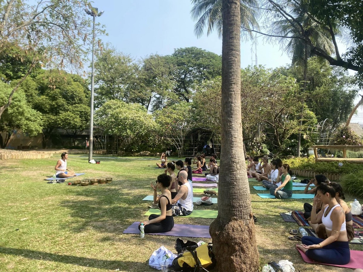 Free Yoga in Nong Buak Haad Public Park : Thailand Community