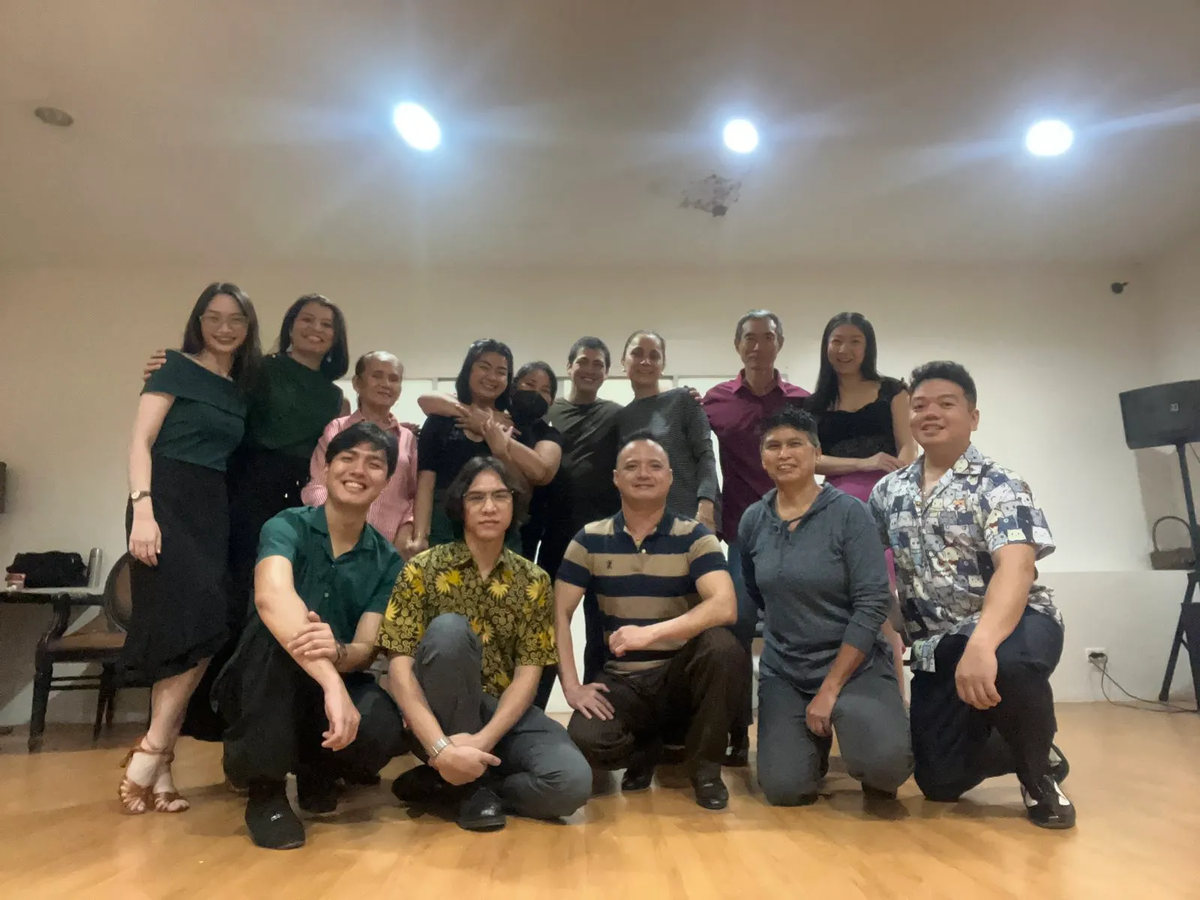 Manila tangomio : Philippines Community