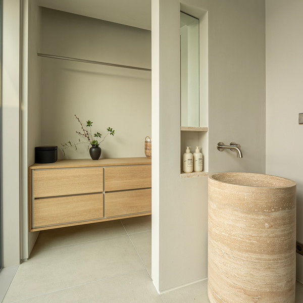 예약 상품 이미지