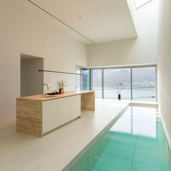 예약 상품 이미지