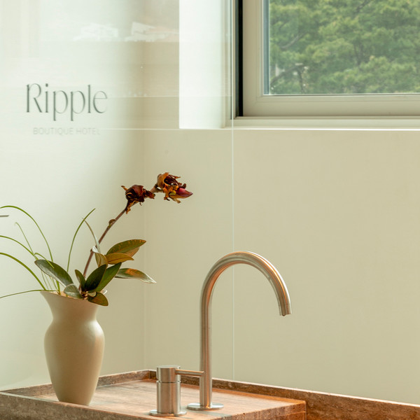 예약 상품 이미지