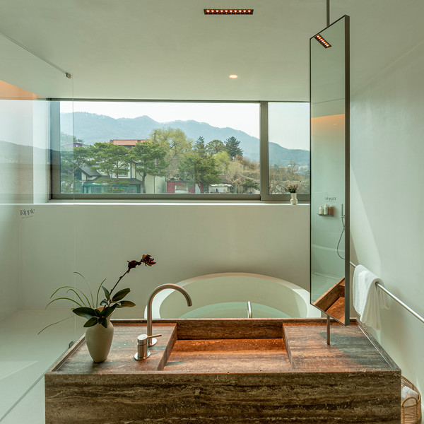 예약 상품 이미지