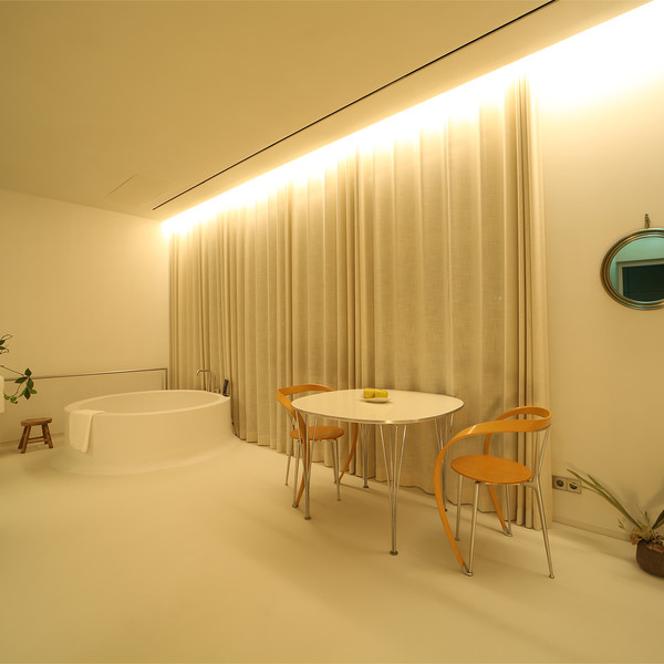 예약 상품 이미지