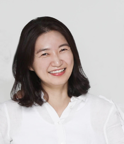 <p class="profileImage-text">구본순 KOO Ponsoon</p> <p class="profileImage-text">풍경놀이터 대표, 작가</p>