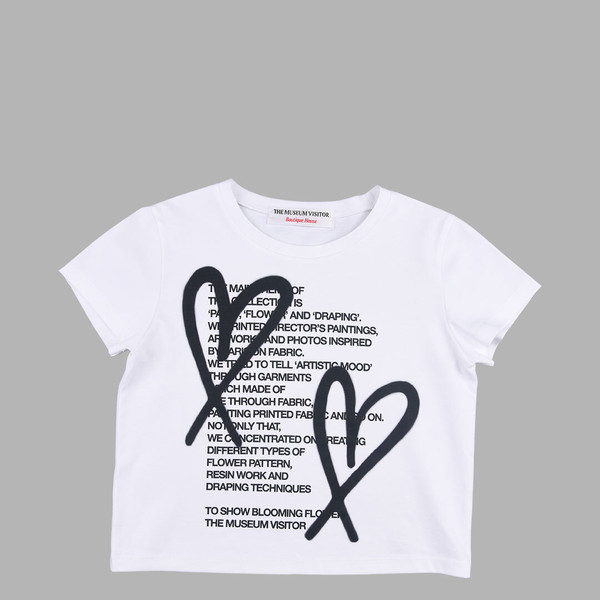 【THE MUSEUM VISITOR】CROP HEART PRINTED T-SHIRTS (WHITE) CROP HEART PRINTED T-SHIRTS (WHITE) : THE MUSEUM VISITOR