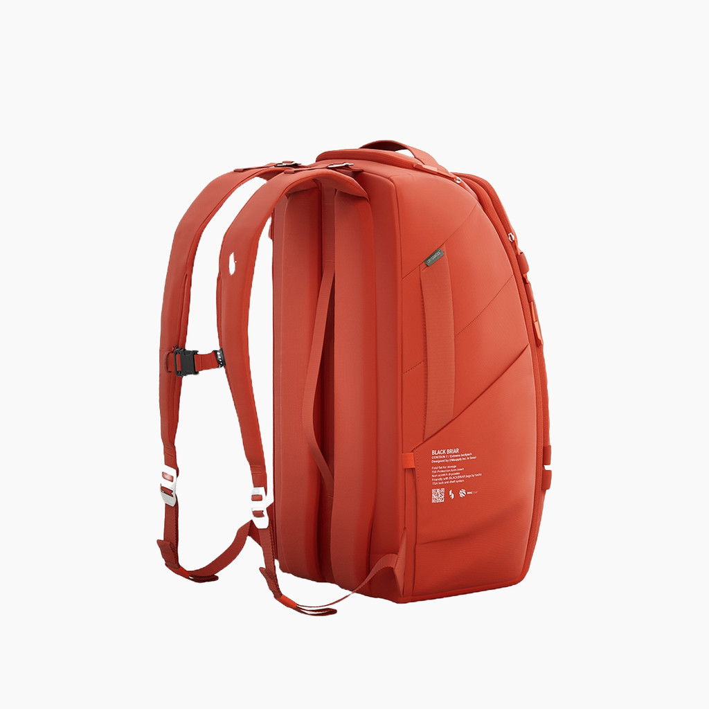 35L Extreme Travel Backpack 7.0 / Martian Red