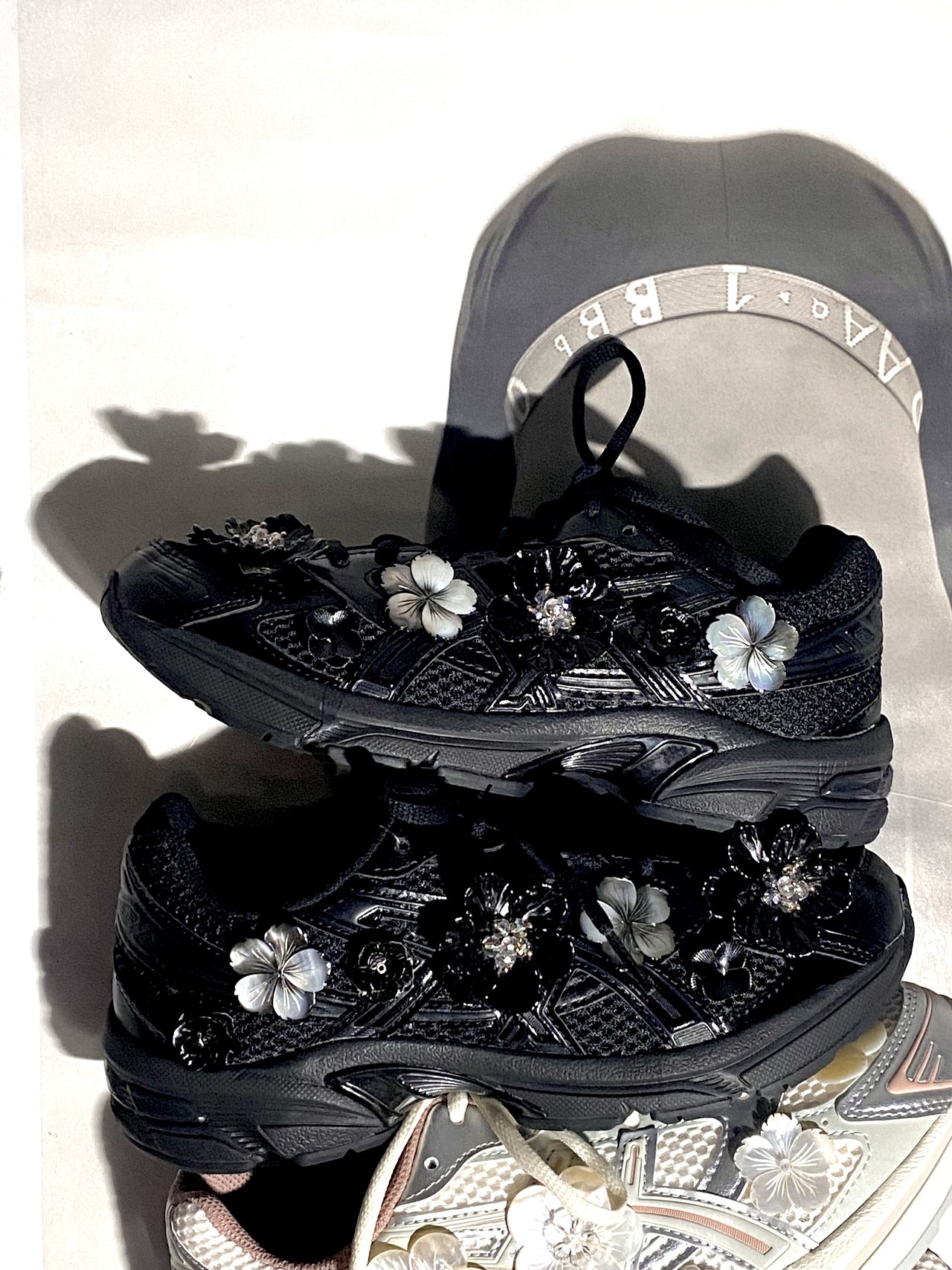 <br><h4>Limited Edition - NERO</h4>