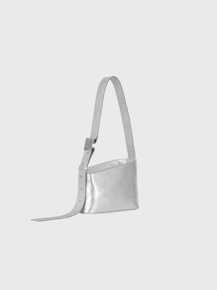 [EENK]HALOS Small Trapezoid Shoulder Bag★日本未入荷 HALOS Small Trapezoid Shoulder Bag - Red : EENK