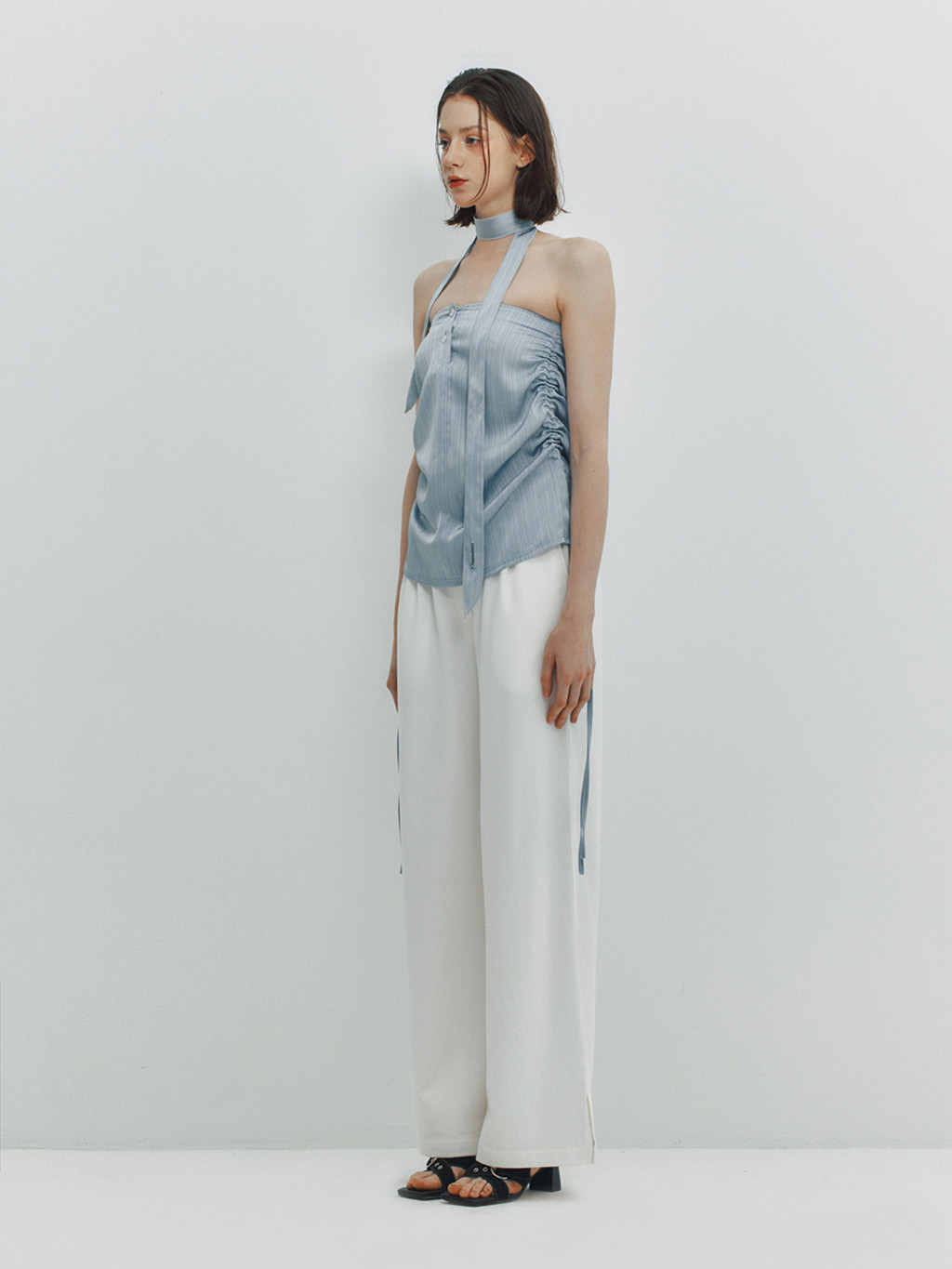 ★MEENDERI★SATIN LOGO SCARF - SKY BLUE★正規品/韓国直送料込 MEENDERI-SATIN LOGO SCARF - SKY BLUE│삼성물산 온라인몰 SSF Shop