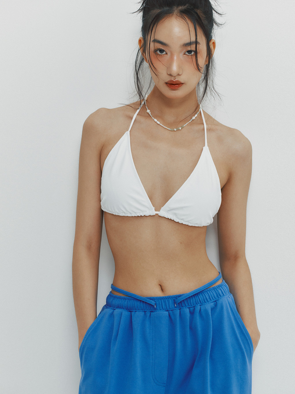 ★MEENDERI★SLIT STRING JOGGER PANTS - BLUE★正規品/直送料込 MEENDERI] SLIT STRING JOGGER PANTS - BLUE