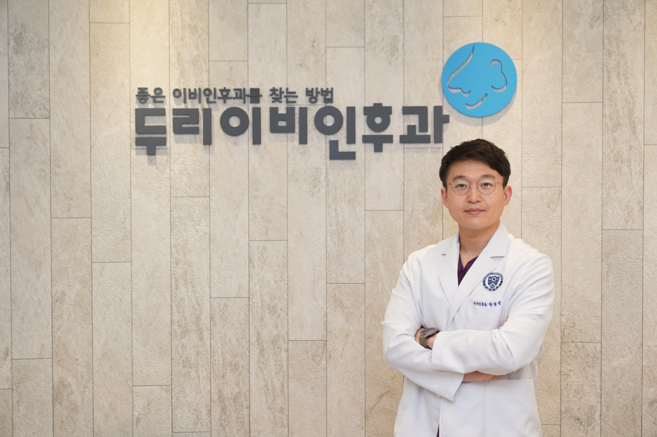 송산두리이비인후과, 대표원장 박상만