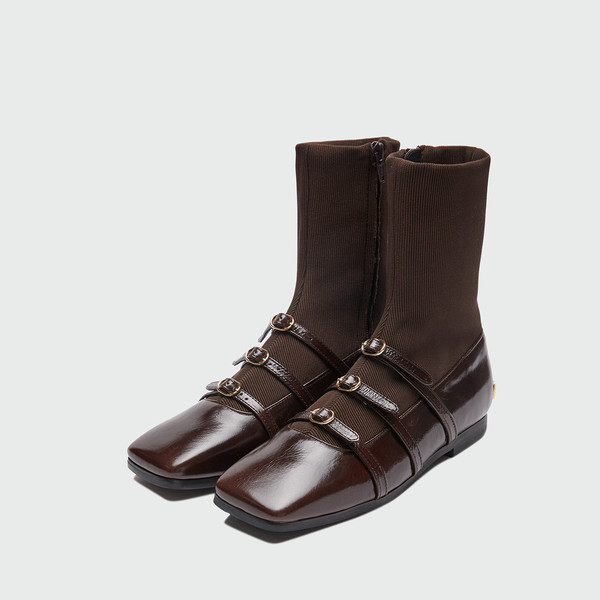 [EENK] / ☆ ZANIA Triple Buckle Square Toe Flat Boots/Black ZANIA Triple Buckle Square Toe Flat Boots - Black : EENK SHOP