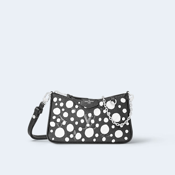 LOUIS VUITTON 루이비통 가방 루이비통 x YK 이지 파우치 온 스트랩 M81908