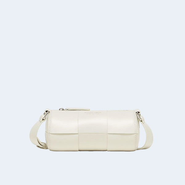 보테가베네타 화이트 미디엄 카세트백 화이트